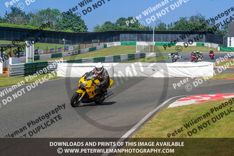 enduro digital images;event digital images;eventdigitalimages;mallory park;mallory park photographs;mallory park trackday;mallory park trackday photographs;no limits trackdays;peter wileman photography;racing digital images;trackday digital images;trackday photos