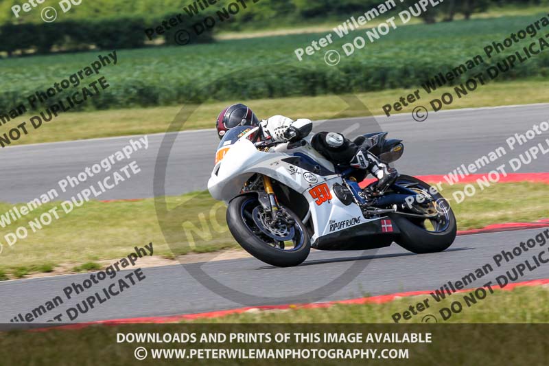 enduro digital images;event digital images;eventdigitalimages;no limits trackdays;peter wileman photography;racing digital images;snetterton;snetterton no limits trackday;snetterton photographs;snetterton trackday photographs;trackday digital images;trackday photos