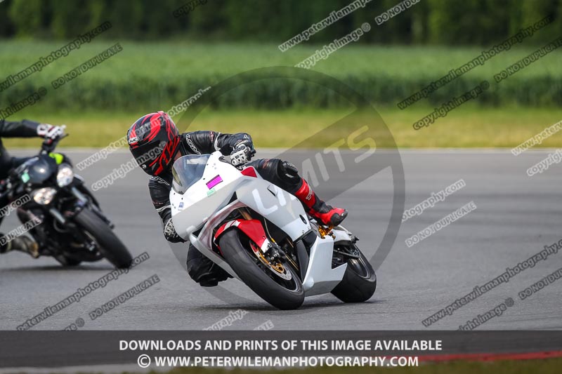 enduro digital images;event digital images;eventdigitalimages;no limits trackdays;peter wileman photography;racing digital images;snetterton;snetterton no limits trackday;snetterton photographs;snetterton trackday photographs;trackday digital images;trackday photos