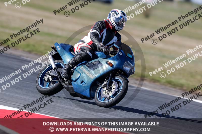 brands hatch photographs;brands no limits trackday;cadwell trackday photographs;enduro digital images;event digital images;eventdigitalimages;no limits trackdays;peter wileman photography;racing digital images;trackday digital images;trackday photos