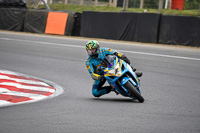 brands-hatch-photographs;brands-no-limits-trackday;cadwell-trackday-photographs;enduro-digital-images;event-digital-images;eventdigitalimages;no-limits-trackdays;peter-wileman-photography;racing-digital-images;trackday-digital-images;trackday-photos