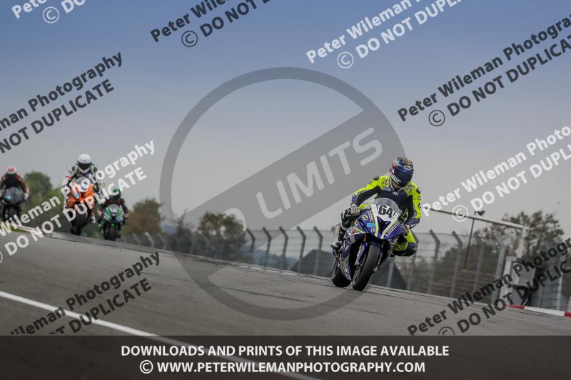 donington no limits trackday;donington park photographs;donington trackday photographs;no limits trackdays;peter wileman photography;trackday digital images;trackday photos