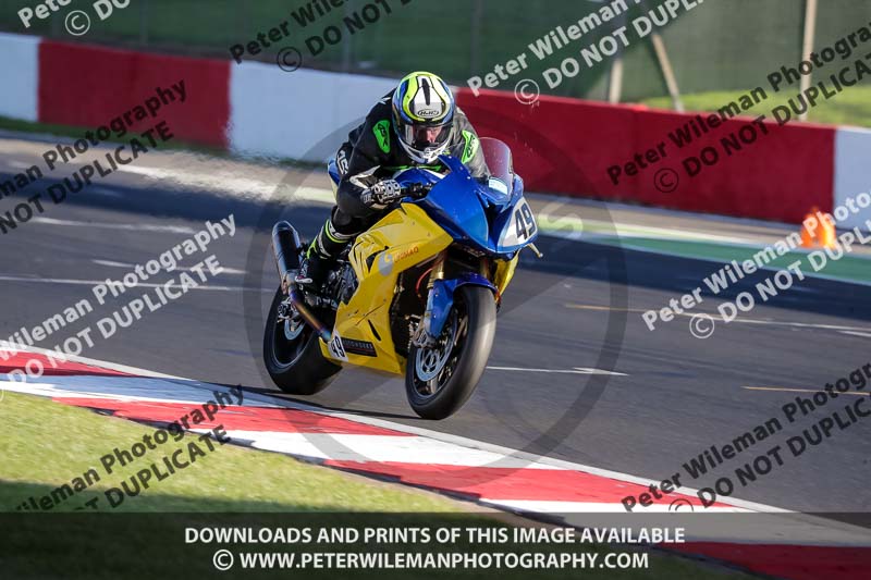donington no limits trackday;donington park photographs;donington trackday photographs;no limits trackdays;peter wileman photography;trackday digital images;trackday photos