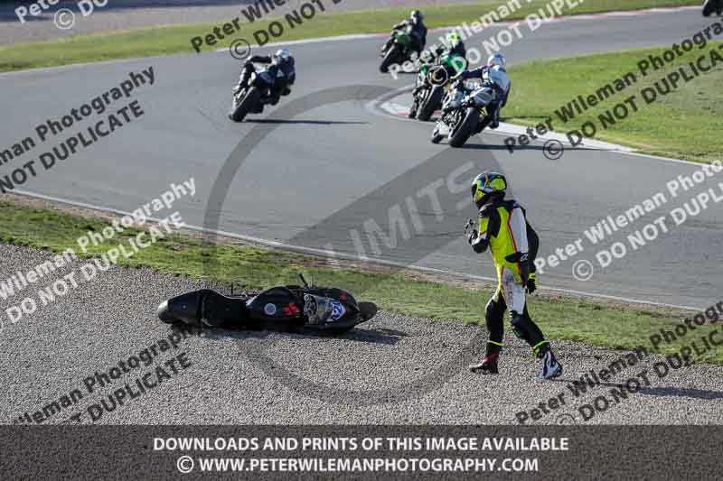 donington no limits trackday;donington park photographs;donington trackday photographs;no limits trackdays;peter wileman photography;trackday digital images;trackday photos