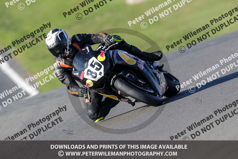 donington no limits trackday;donington park photographs;donington trackday photographs;no limits trackdays;peter wileman photography;trackday digital images;trackday photos
