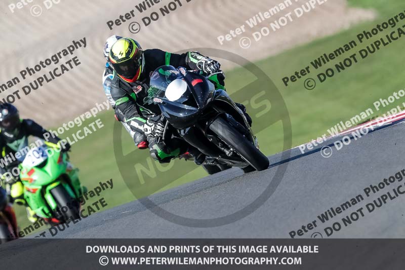 donington no limits trackday;donington park photographs;donington trackday photographs;no limits trackdays;peter wileman photography;trackday digital images;trackday photos