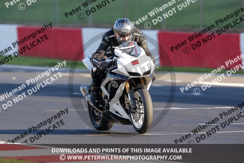 donington no limits trackday;donington park photographs;donington trackday photographs;no limits trackdays;peter wileman photography;trackday digital images;trackday photos