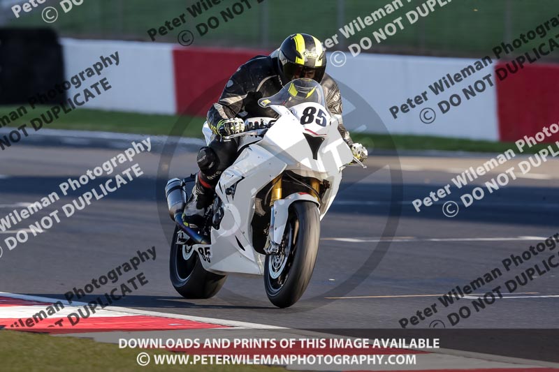 donington no limits trackday;donington park photographs;donington trackday photographs;no limits trackdays;peter wileman photography;trackday digital images;trackday photos