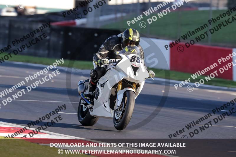 donington no limits trackday;donington park photographs;donington trackday photographs;no limits trackdays;peter wileman photography;trackday digital images;trackday photos