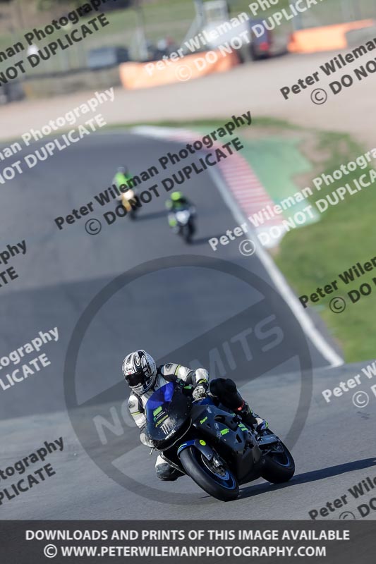 donington no limits trackday;donington park photographs;donington trackday photographs;no limits trackdays;peter wileman photography;trackday digital images;trackday photos