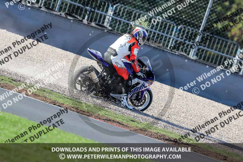 donington no limits trackday;donington park photographs;donington trackday photographs;no limits trackdays;peter wileman photography;trackday digital images;trackday photos