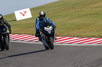 donington-no-limits-trackday;donington-park-photographs;donington-trackday-photographs;no-limits-trackdays;peter-wileman-photography;trackday-digital-images;trackday-photos