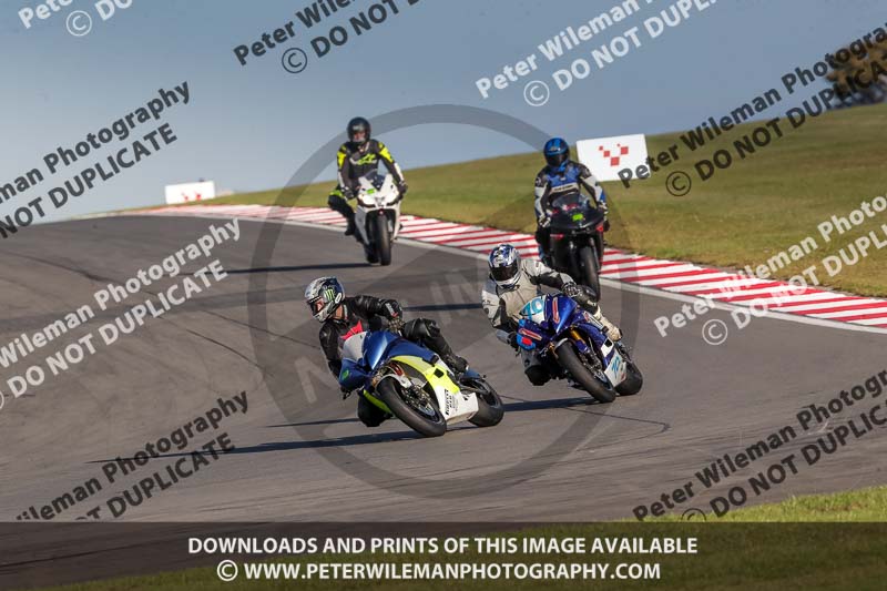 donington no limits trackday;donington park photographs;donington trackday photographs;no limits trackdays;peter wileman photography;trackday digital images;trackday photos
