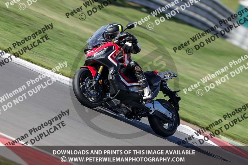 donington no limits trackday;donington park photographs;donington trackday photographs;no limits trackdays;peter wileman photography;trackday digital images;trackday photos