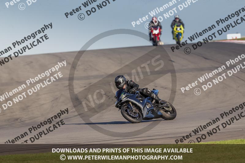 donington no limits trackday;donington park photographs;donington trackday photographs;no limits trackdays;peter wileman photography;trackday digital images;trackday photos