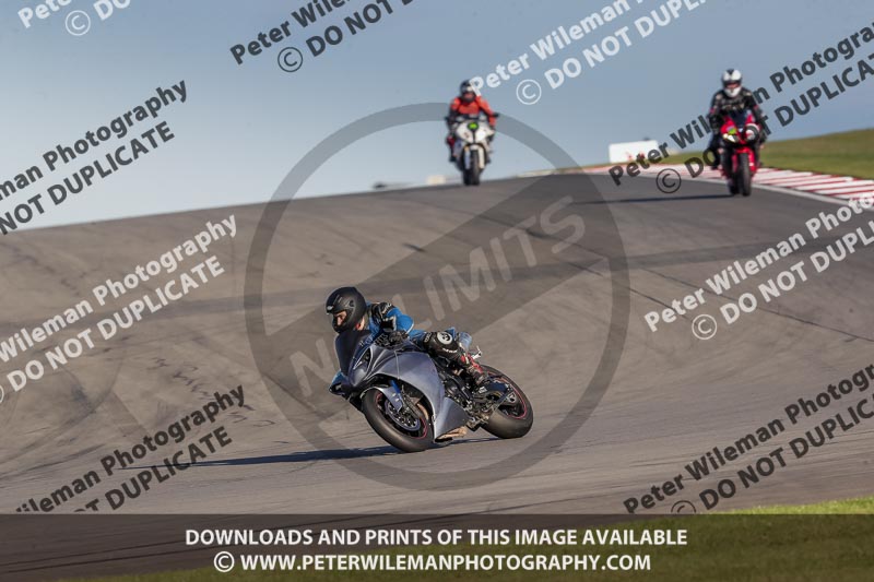 donington no limits trackday;donington park photographs;donington trackday photographs;no limits trackdays;peter wileman photography;trackday digital images;trackday photos