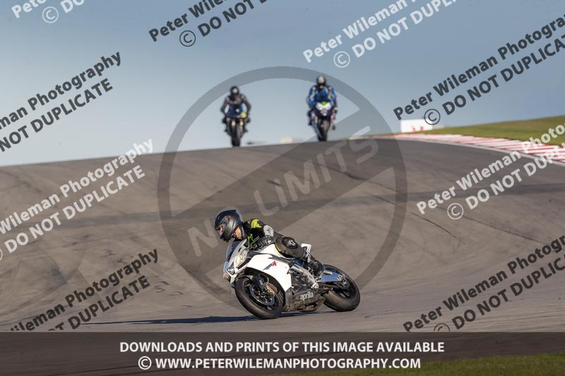 donington no limits trackday;donington park photographs;donington trackday photographs;no limits trackdays;peter wileman photography;trackday digital images;trackday photos