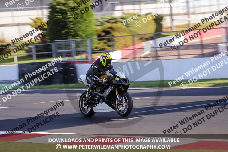donington no limits trackday;donington park photographs;donington trackday photographs;no limits trackdays;peter wileman photography;trackday digital images;trackday photos