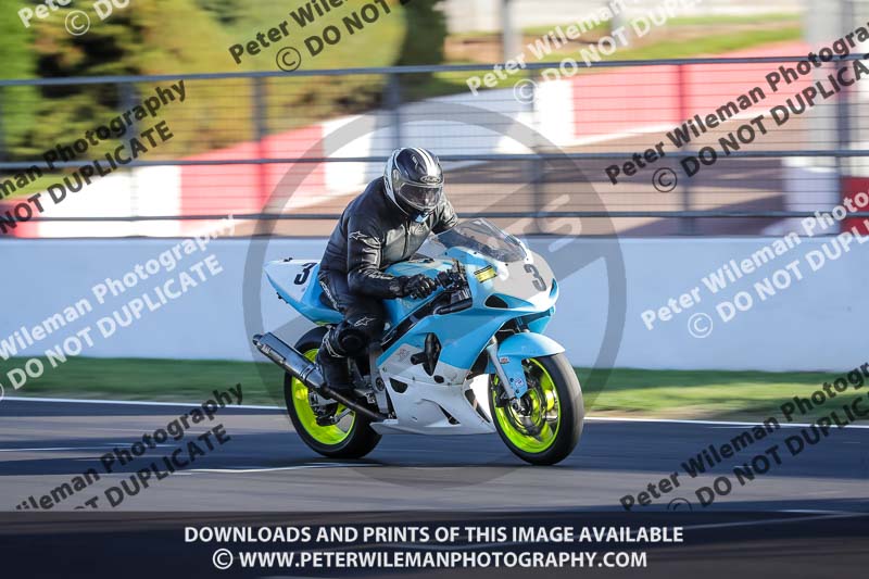 donington no limits trackday;donington park photographs;donington trackday photographs;no limits trackdays;peter wileman photography;trackday digital images;trackday photos