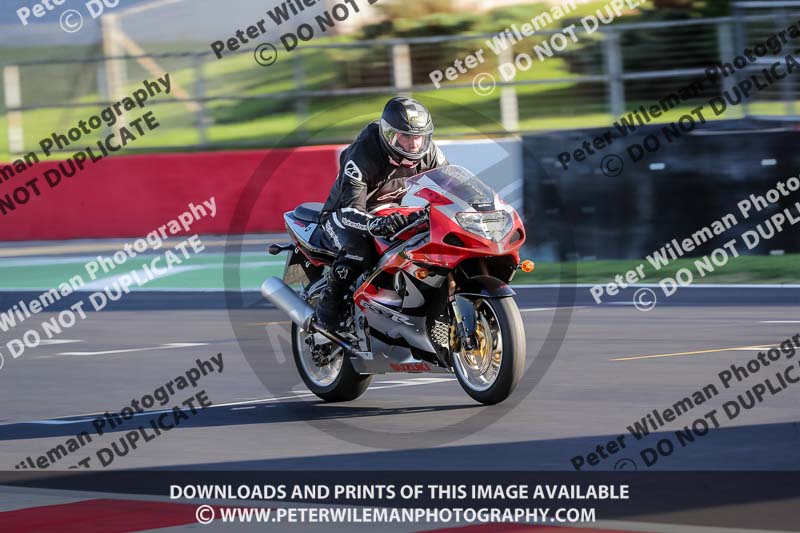 donington no limits trackday;donington park photographs;donington trackday photographs;no limits trackdays;peter wileman photography;trackday digital images;trackday photos