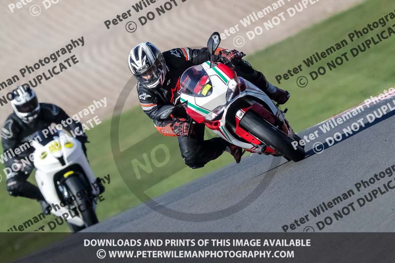 donington no limits trackday;donington park photographs;donington trackday photographs;no limits trackdays;peter wileman photography;trackday digital images;trackday photos