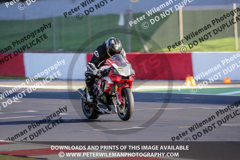 donington no limits trackday;donington park photographs;donington trackday photographs;no limits trackdays;peter wileman photography;trackday digital images;trackday photos