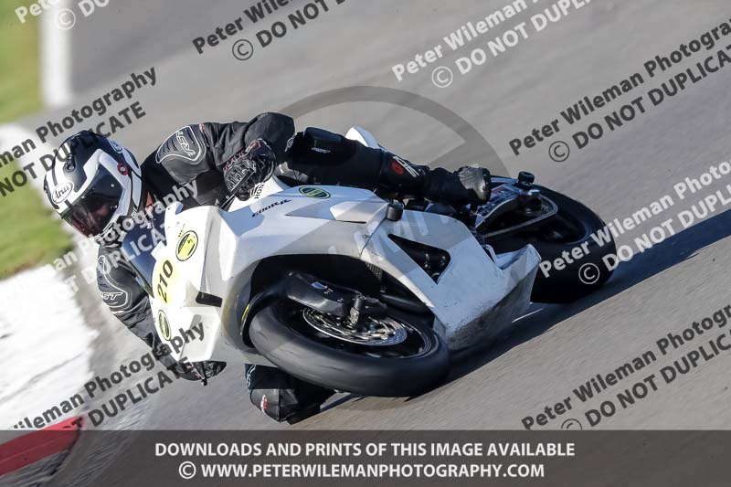 donington no limits trackday;donington park photographs;donington trackday photographs;no limits trackdays;peter wileman photography;trackday digital images;trackday photos