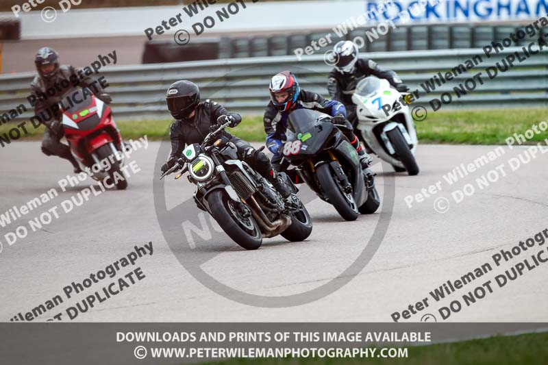 Rockingham no limits trackday;enduro digital images;event digital images;eventdigitalimages;no limits trackdays;peter wileman photography;racing digital images;rockingham raceway northamptonshire;rockingham trackday photographs;trackday digital images;trackday photos