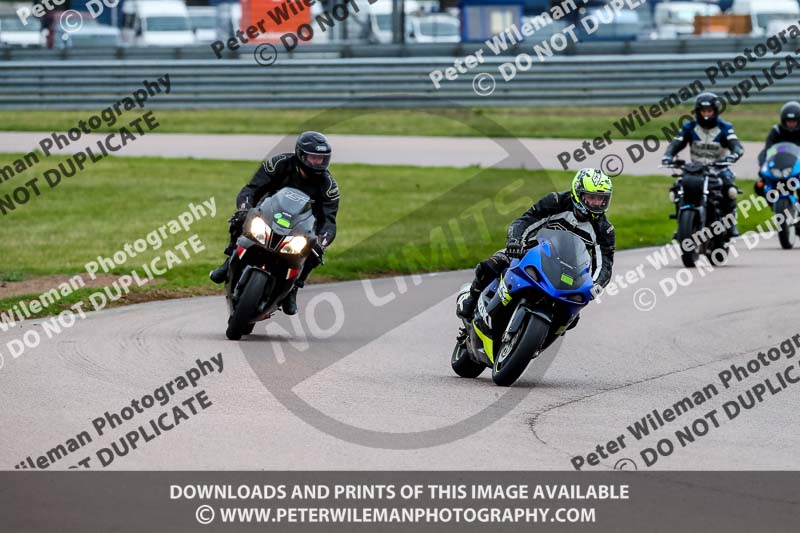 Rockingham no limits trackday;enduro digital images;event digital images;eventdigitalimages;no limits trackdays;peter wileman photography;racing digital images;rockingham raceway northamptonshire;rockingham trackday photographs;trackday digital images;trackday photos