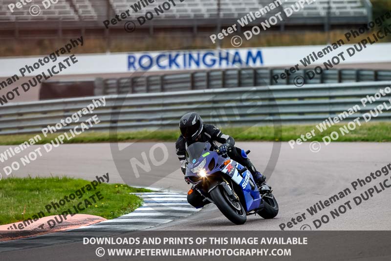 Rockingham no limits trackday;enduro digital images;event digital images;eventdigitalimages;no limits trackdays;peter wileman photography;racing digital images;rockingham raceway northamptonshire;rockingham trackday photographs;trackday digital images;trackday photos