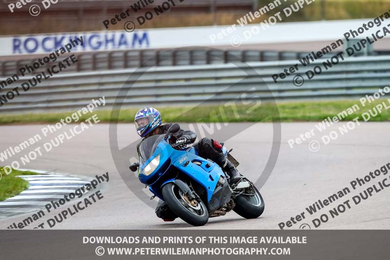 Rockingham no limits trackday;enduro digital images;event digital images;eventdigitalimages;no limits trackdays;peter wileman photography;racing digital images;rockingham raceway northamptonshire;rockingham trackday photographs;trackday digital images;trackday photos