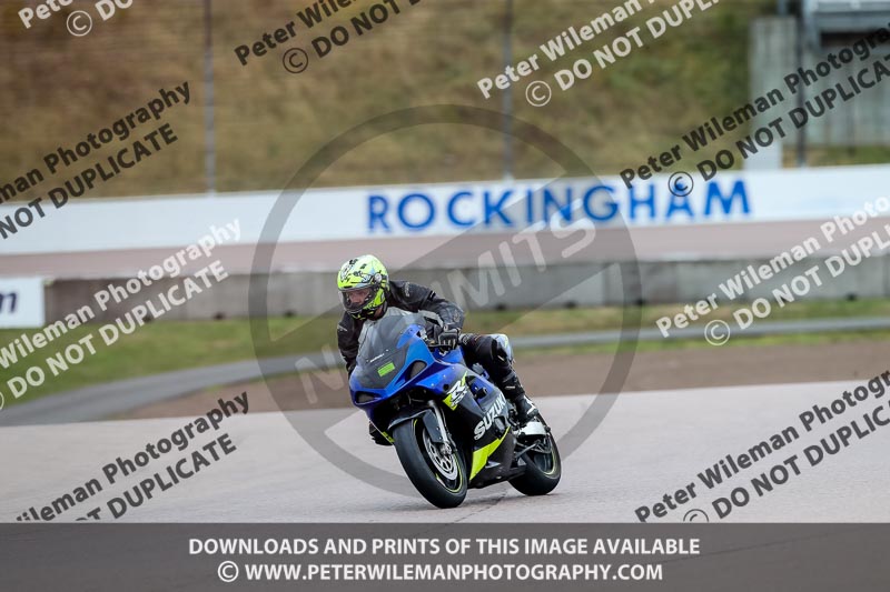 Rockingham no limits trackday;enduro digital images;event digital images;eventdigitalimages;no limits trackdays;peter wileman photography;racing digital images;rockingham raceway northamptonshire;rockingham trackday photographs;trackday digital images;trackday photos