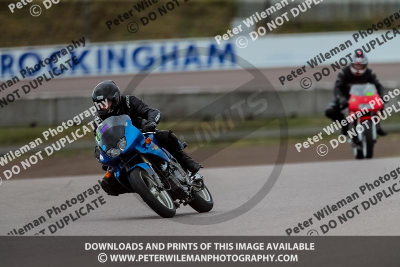 Rockingham no limits trackday;enduro digital images;event digital images;eventdigitalimages;no limits trackdays;peter wileman photography;racing digital images;rockingham raceway northamptonshire;rockingham trackday photographs;trackday digital images;trackday photos