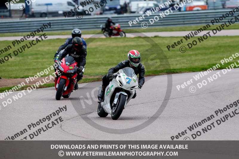 Rockingham no limits trackday;enduro digital images;event digital images;eventdigitalimages;no limits trackdays;peter wileman photography;racing digital images;rockingham raceway northamptonshire;rockingham trackday photographs;trackday digital images;trackday photos