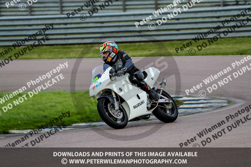 Rockingham no limits trackday;enduro digital images;event digital images;eventdigitalimages;no limits trackdays;peter wileman photography;racing digital images;rockingham raceway northamptonshire;rockingham trackday photographs;trackday digital images;trackday photos