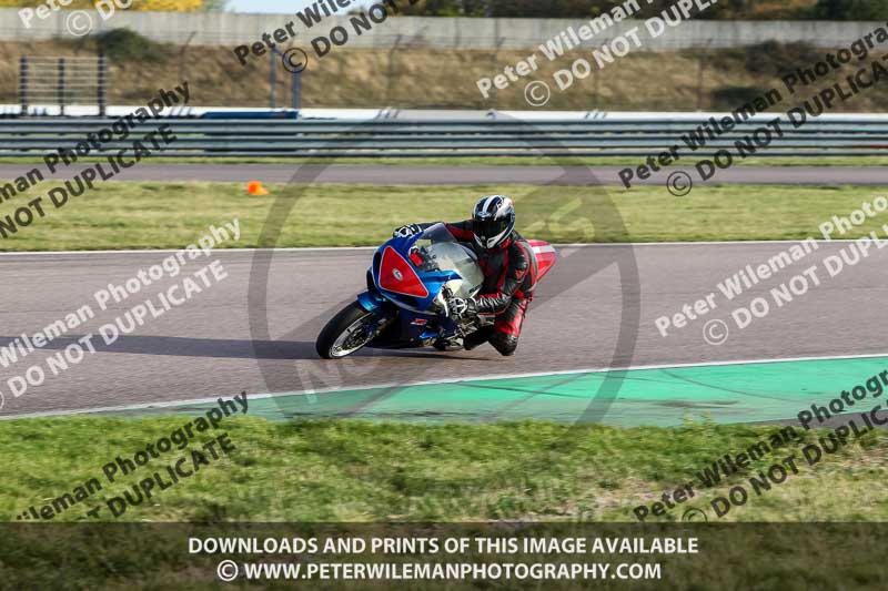 Rockingham no limits trackday;enduro digital images;event digital images;eventdigitalimages;no limits trackdays;peter wileman photography;racing digital images;rockingham raceway northamptonshire;rockingham trackday photographs;trackday digital images;trackday photos