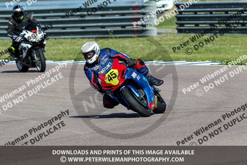 Rockingham no limits trackday;enduro digital images;event digital images;eventdigitalimages;no limits trackdays;peter wileman photography;racing digital images;rockingham raceway northamptonshire;rockingham trackday photographs;trackday digital images;trackday photos