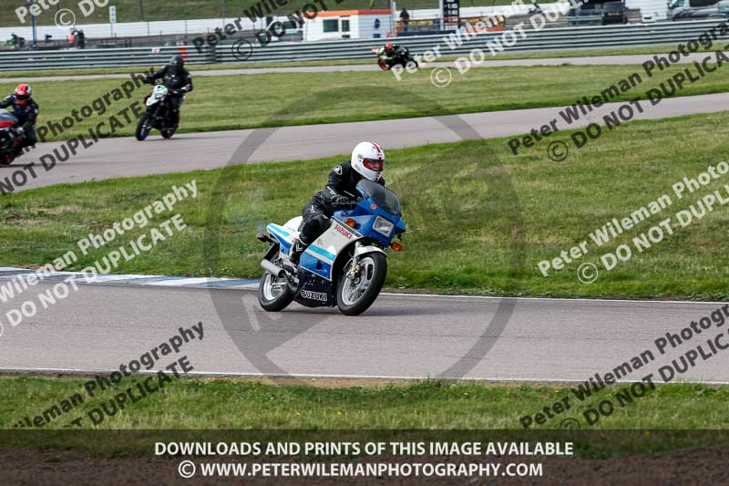 Rockingham no limits trackday;enduro digital images;event digital images;eventdigitalimages;no limits trackdays;peter wileman photography;racing digital images;rockingham raceway northamptonshire;rockingham trackday photographs;trackday digital images;trackday photos