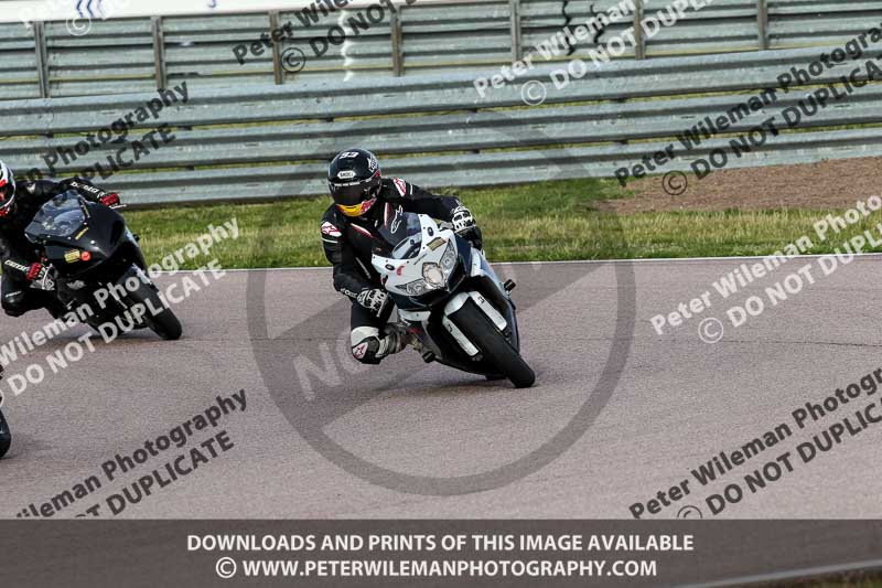 Rockingham no limits trackday;enduro digital images;event digital images;eventdigitalimages;no limits trackdays;peter wileman photography;racing digital images;rockingham raceway northamptonshire;rockingham trackday photographs;trackday digital images;trackday photos