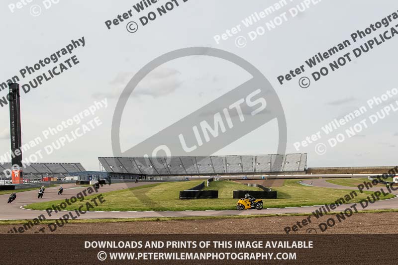 Rockingham no limits trackday;enduro digital images;event digital images;eventdigitalimages;no limits trackdays;peter wileman photography;racing digital images;rockingham raceway northamptonshire;rockingham trackday photographs;trackday digital images;trackday photos