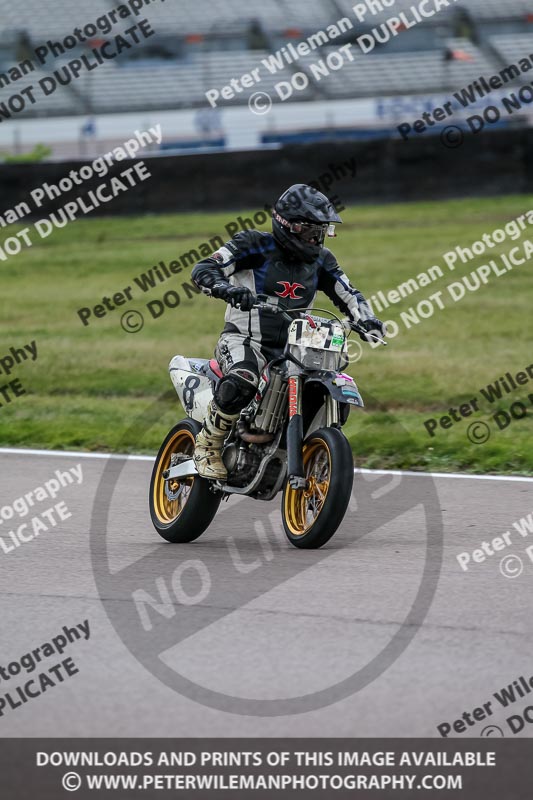 Rockingham no limits trackday;enduro digital images;event digital images;eventdigitalimages;no limits trackdays;peter wileman photography;racing digital images;rockingham raceway northamptonshire;rockingham trackday photographs;trackday digital images;trackday photos