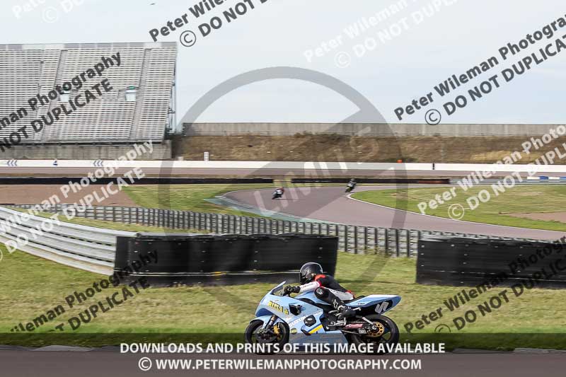 Rockingham no limits trackday;enduro digital images;event digital images;eventdigitalimages;no limits trackdays;peter wileman photography;racing digital images;rockingham raceway northamptonshire;rockingham trackday photographs;trackday digital images;trackday photos