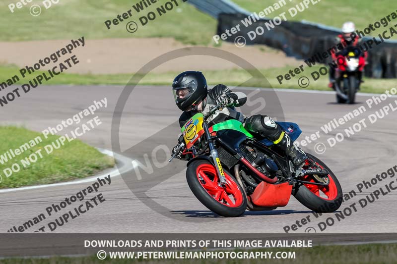 Rockingham no limits trackday;enduro digital images;event digital images;eventdigitalimages;no limits trackdays;peter wileman photography;racing digital images;rockingham raceway northamptonshire;rockingham trackday photographs;trackday digital images;trackday photos