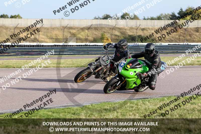 Rockingham no limits trackday;enduro digital images;event digital images;eventdigitalimages;no limits trackdays;peter wileman photography;racing digital images;rockingham raceway northamptonshire;rockingham trackday photographs;trackday digital images;trackday photos