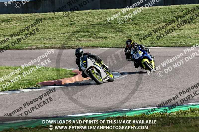 Rockingham no limits trackday;enduro digital images;event digital images;eventdigitalimages;no limits trackdays;peter wileman photography;racing digital images;rockingham raceway northamptonshire;rockingham trackday photographs;trackday digital images;trackday photos