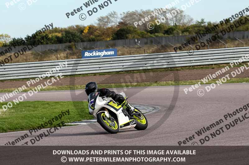 Rockingham no limits trackday;enduro digital images;event digital images;eventdigitalimages;no limits trackdays;peter wileman photography;racing digital images;rockingham raceway northamptonshire;rockingham trackday photographs;trackday digital images;trackday photos