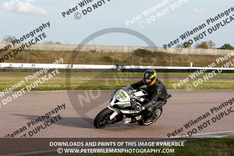 Rockingham no limits trackday;enduro digital images;event digital images;eventdigitalimages;no limits trackdays;peter wileman photography;racing digital images;rockingham raceway northamptonshire;rockingham trackday photographs;trackday digital images;trackday photos