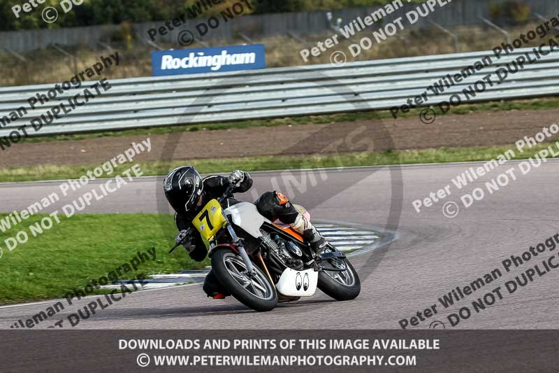 Rockingham no limits trackday;enduro digital images;event digital images;eventdigitalimages;no limits trackdays;peter wileman photography;racing digital images;rockingham raceway northamptonshire;rockingham trackday photographs;trackday digital images;trackday photos