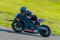 PJ-Motorsport-Photography-2018;anglesey-no-limits-trackday;anglesey-photographs;anglesey-trackday-photographs;enduro-digital-images;event-digital-images;eventdigitalimages;no-limits-trackdays;peter-wileman-photography;racing-digital-images;trac-mon;trackday-digital-images;trackday-photos;ty-croes