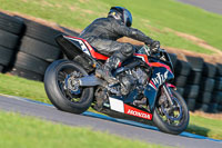 PJ-Motorsport-Photography-2018;anglesey-no-limits-trackday;anglesey-photographs;anglesey-trackday-photographs;enduro-digital-images;event-digital-images;eventdigitalimages;no-limits-trackdays;peter-wileman-photography;racing-digital-images;trac-mon;trackday-digital-images;trackday-photos;ty-croes